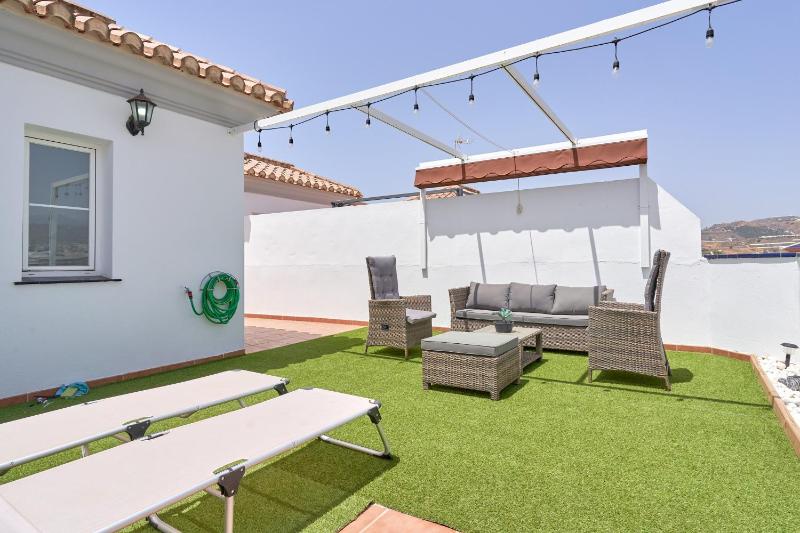 Beach penthouse Mountain views A110 - image 20