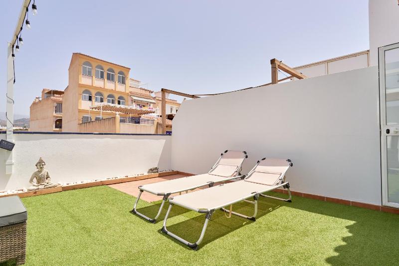 Beach penthouse Mountain views A110 - image 19
