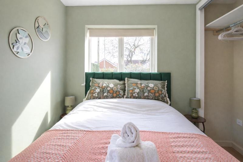 Greenfields Apartment - image 5