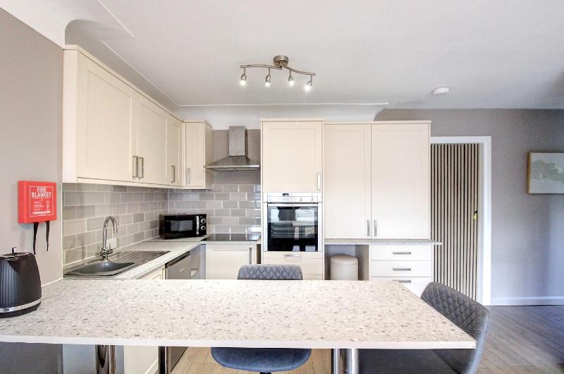 Greenfields Apartment - image 15