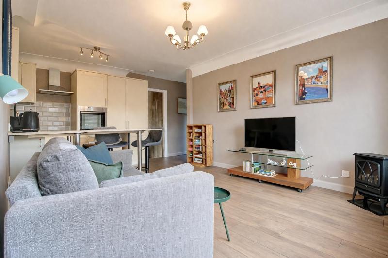 Greenfields Apartment - image 16