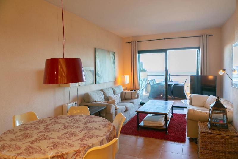 2 bedroom apartment in Sa Punta Begur- Sea views terrace pool and access to the beach Ref:H29 - image 26