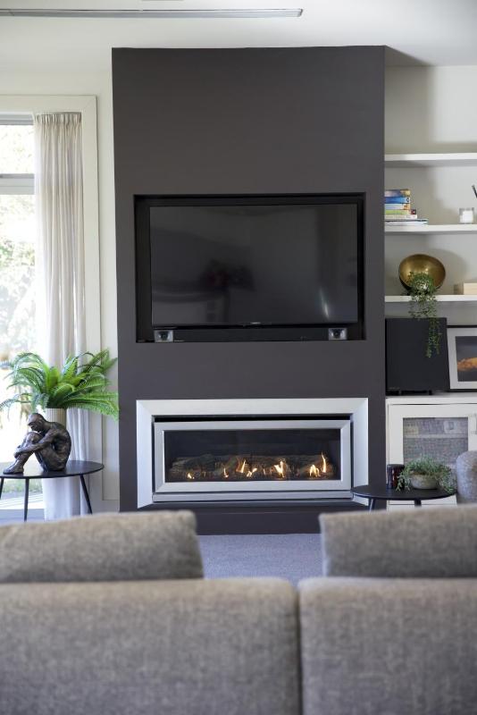 The Point - Great for Families or Groups. Spa pool and close to Ski area and biking trails. - image 29