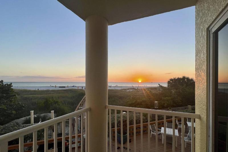 203-W - Sunset Vistas - image 43