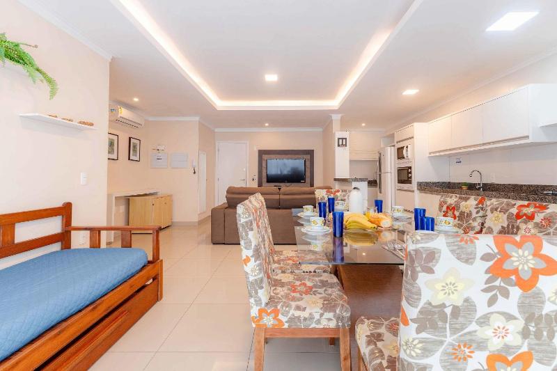 Apartamento com piscina e vista para montanha - image 22
