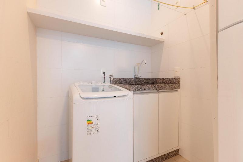 Apartamento com piscina e vista para montanha - image 13