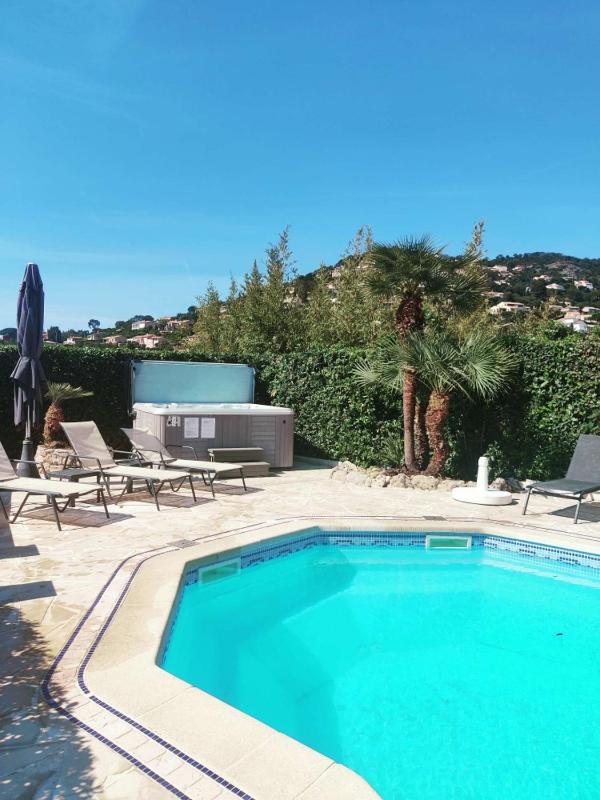 VILLA Plein Sud Piscine Spa Climatisation Parking privé calme et détente - image 22