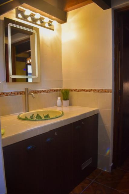 Lolos Place - image 2