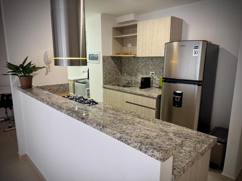 Miramar Comfort Apartment with Pool - image 18