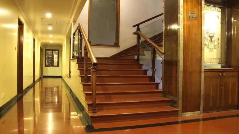 Vibe Vacation HotelVisakhapatnam - Stay in the Heart of the City - image 2
