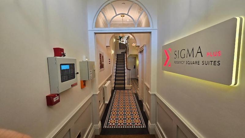Sigma Plus Regency Square Suites near Brighton Beach - image 41
