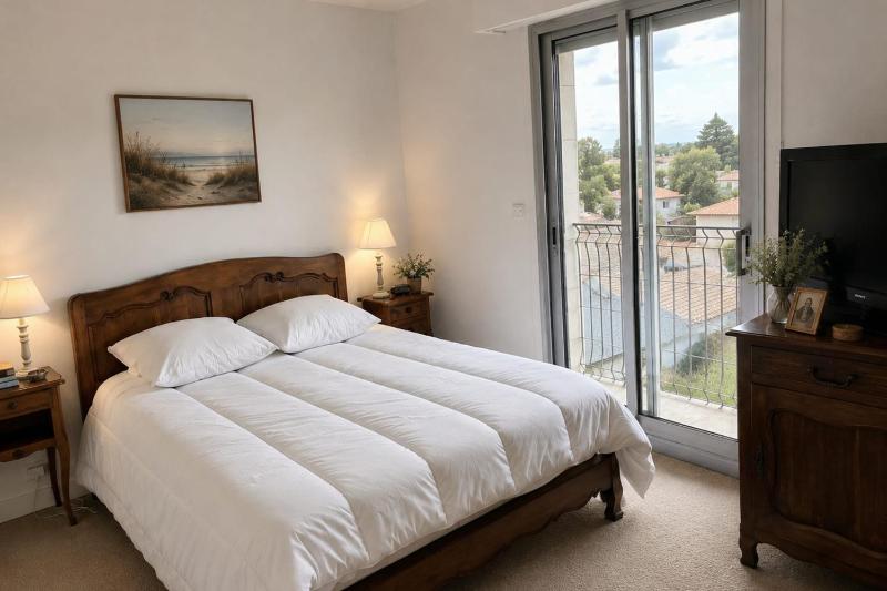 Sea & Pines Apt with Terrace - image 3