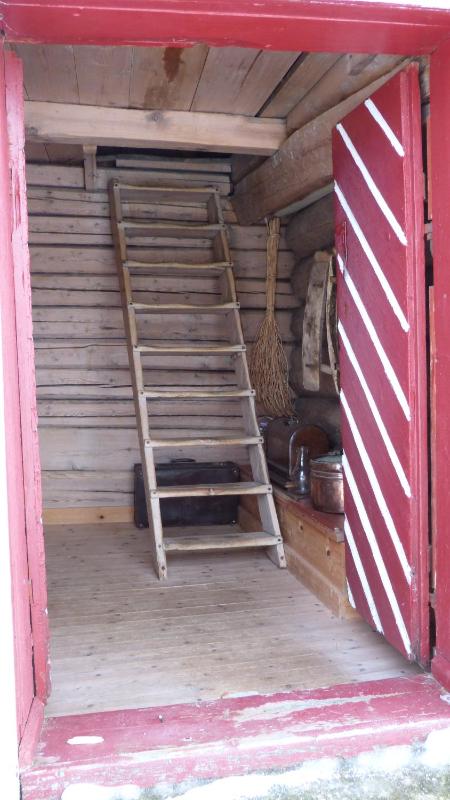 Triple Room with Shared Bathroom image 2