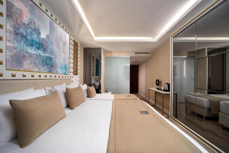 Goms Hotel Old City - image 10