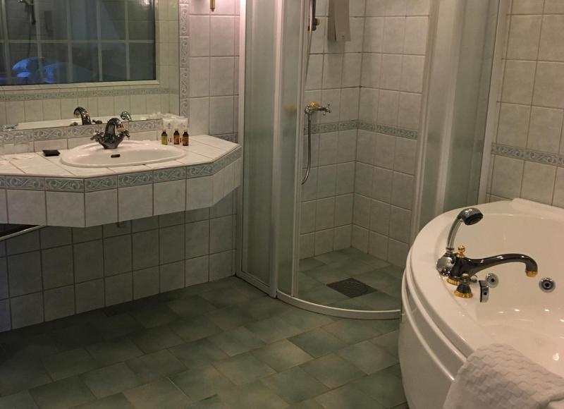 Suite image 2