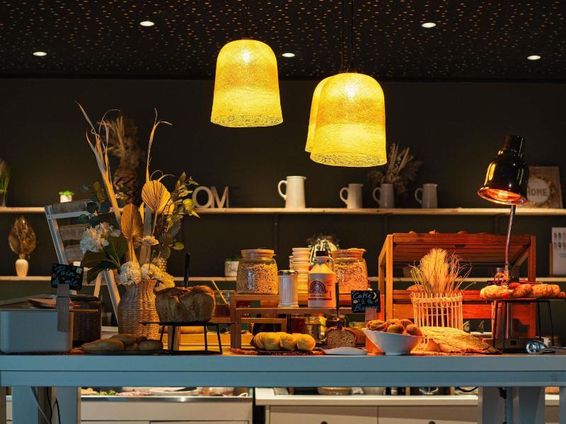 Novotel Lille Centre Gares - image 43