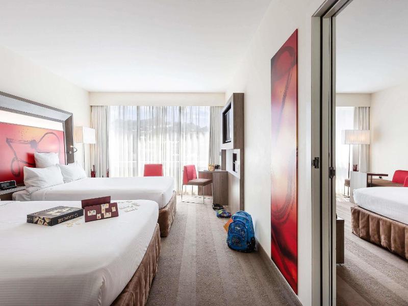 Novotel Wellington Hotel - image 39
