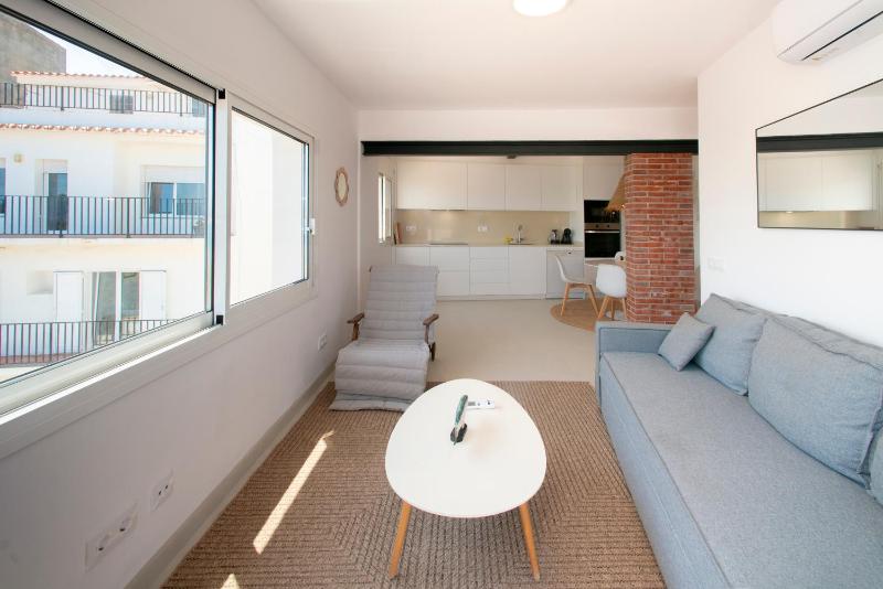 WELCS APARTAMENTO 274 EMP primera linea de mar - image 15