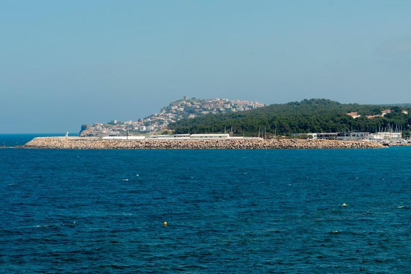 WELCS APARTAMENTO 274 EMP primera linea de mar - image 14