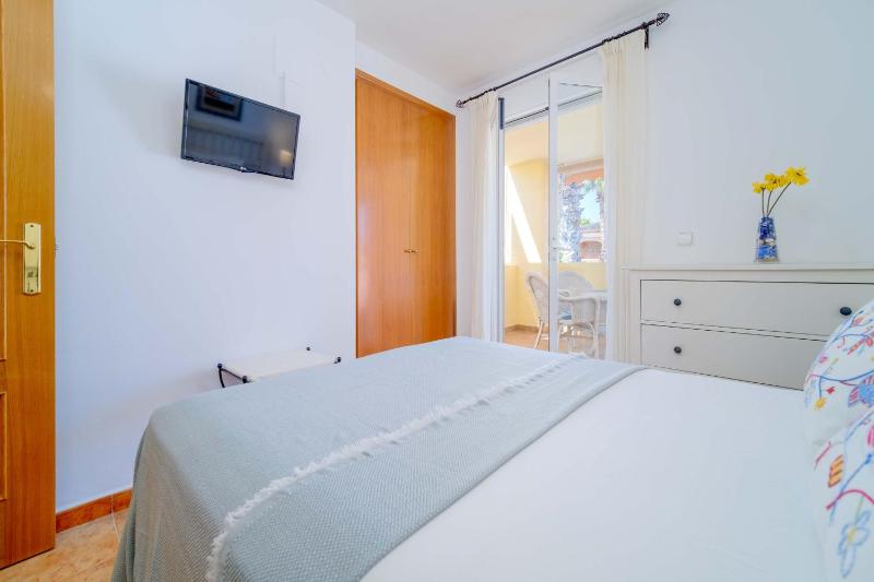 Apartamento Mediterraneo Javea Arenal by Rock Rentals - image 18