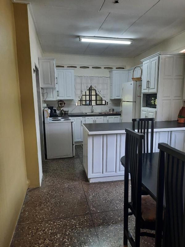 Eileens Place - image 9