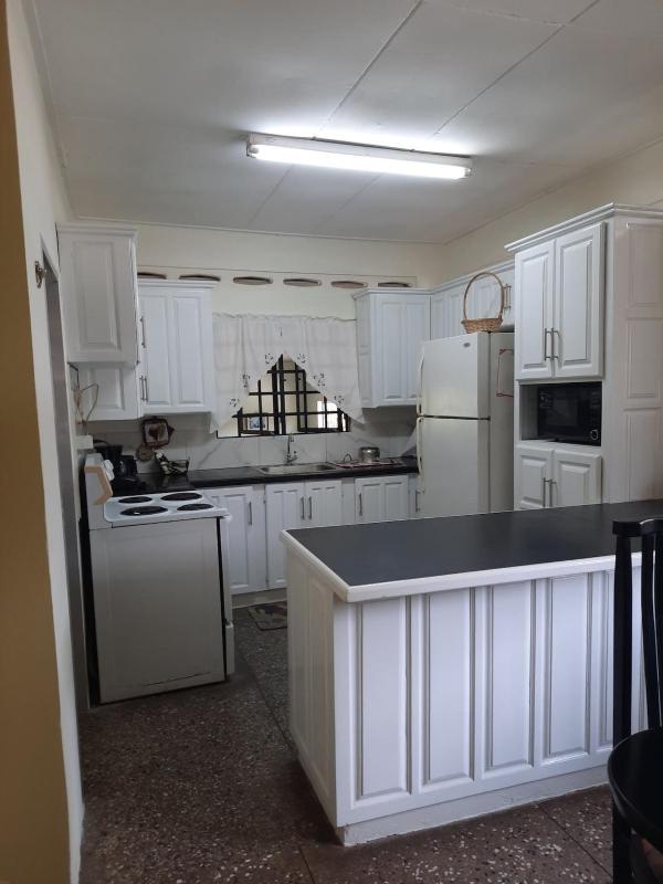 Eileens Place - image 3