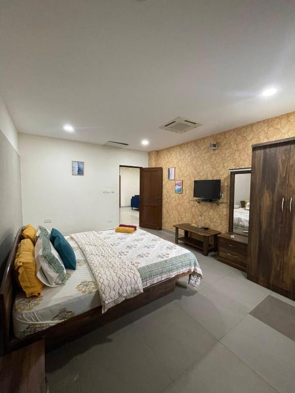 Croc Villa 3BHK pvt Pool by Roamigo - image 3