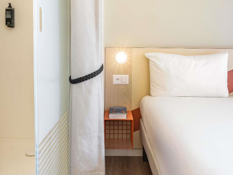 ibis budget Lugano Paradiso - image 38