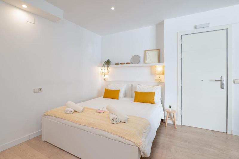 Studio 50m from Beach - Pedro by Palmera - image 9