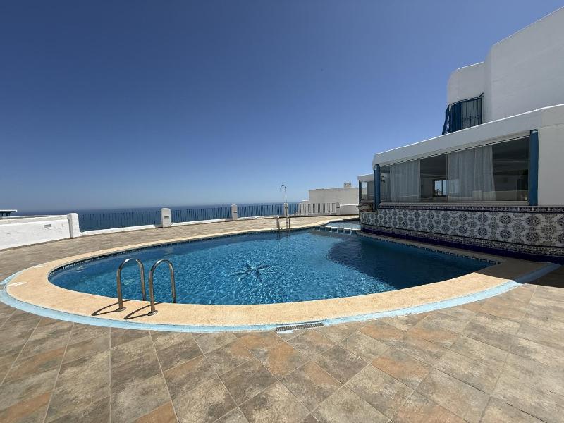 Perla Blanca – Vistas al mar y Castillo - image 27