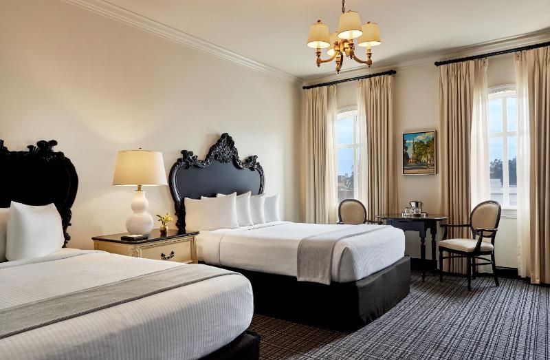 French Quarter Inn - image 42
