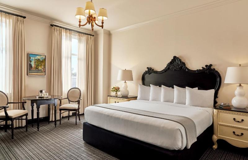 French Quarter Inn - image 46