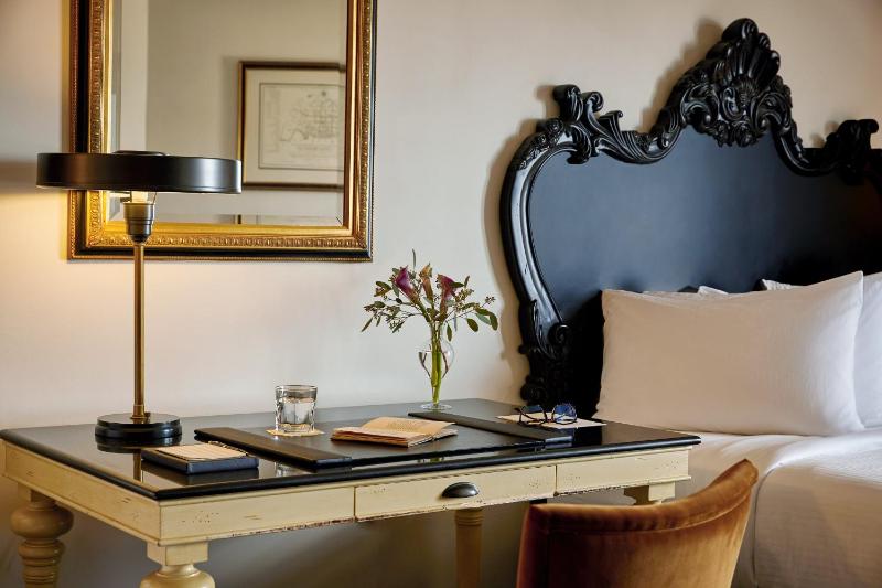 French Quarter Inn - image 47