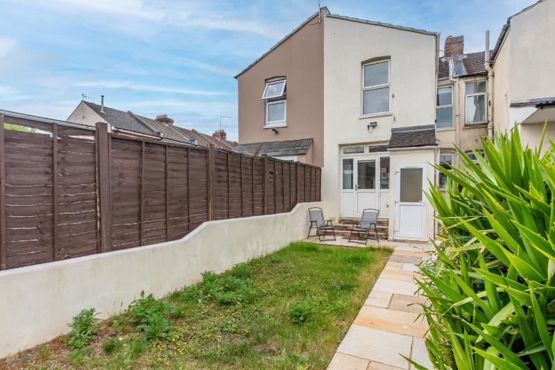 Stunning 3-Bedroom Luxury House in North End Portsmouth Pet Friendly Perfect of Groups with Private Parking SUMMER SPECIAL OFFER by Blue Puffin Stays - image 40