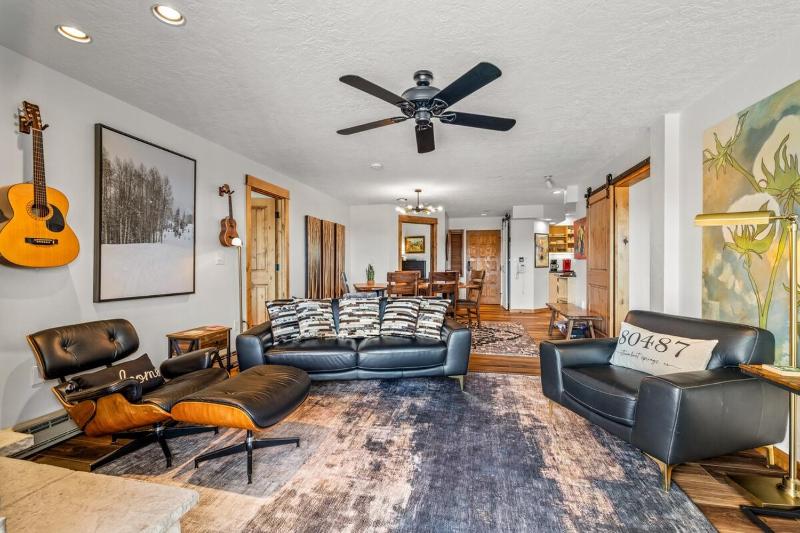 Bear Claw 514 - True Ski-in Ski-out Access Amazing Slope Views & Winter Shuttle! - image 25
