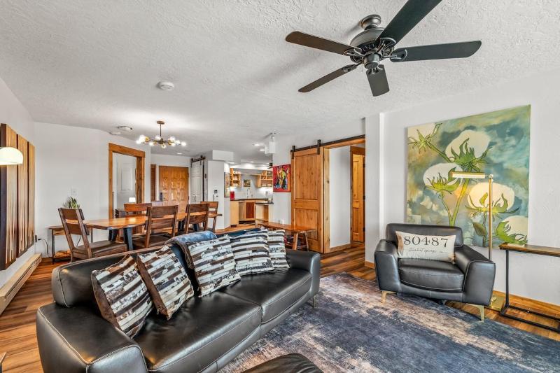 Bear Claw 514 - True Ski-in Ski-out Access Amazing Slope Views & Winter Shuttle! - image 21