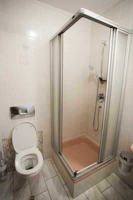Budget Double Room image 2