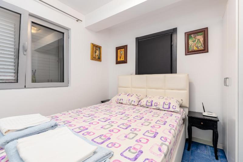 Bjelica Apartments Kotor - image 11