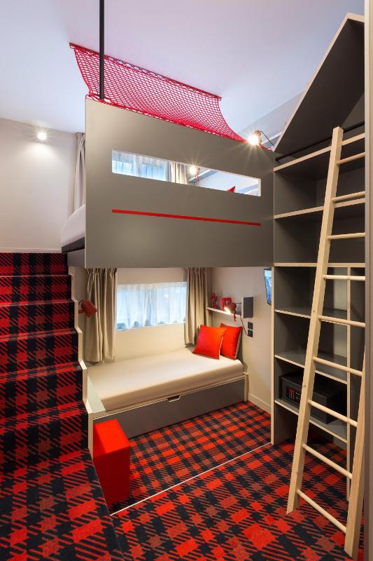 Quadruple Room with Mezzanine (2 Adults + 2 Children) image 3