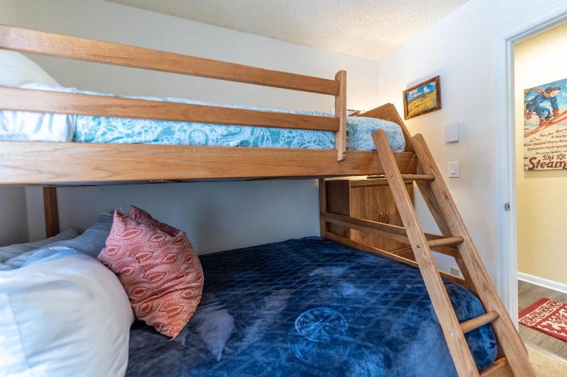 Key Condo #2929 - image 46
