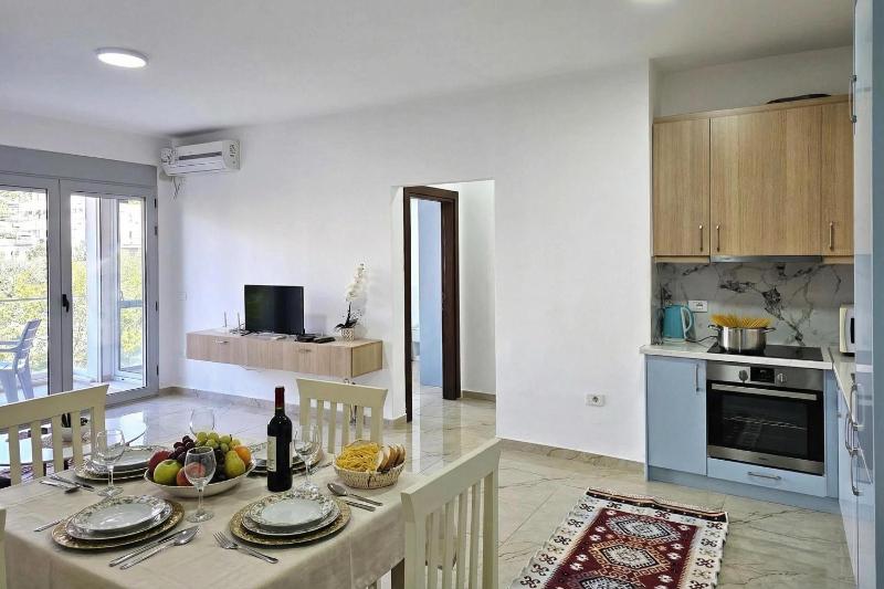 One Bedroom Apartment In Saranda - 001 - Happy Rentals - image 16