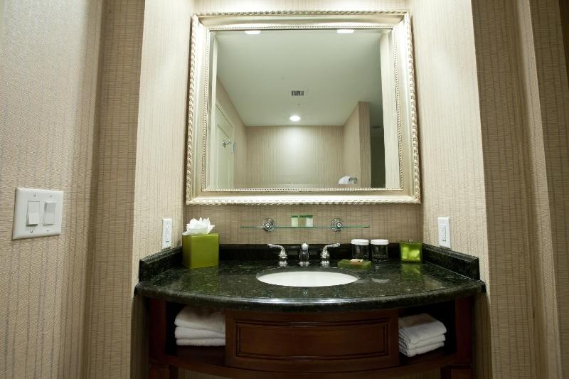 King Room image 2