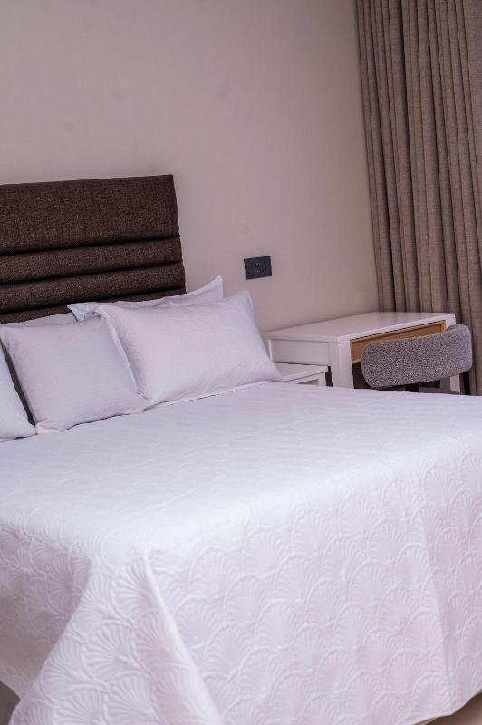 Stylish Apartment in Avenues - image 14