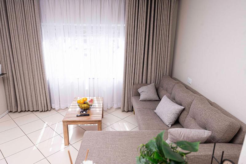 Stylish Apartment in Avenues - image 15