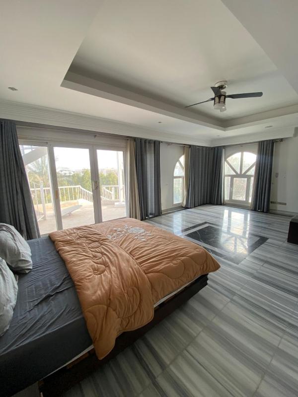 Unique 3 Bedroom Villa With Private Pool in Hadaba - image 19