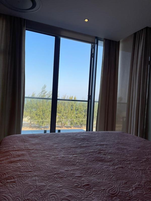 Oceanview Executive Retreat - image 2
