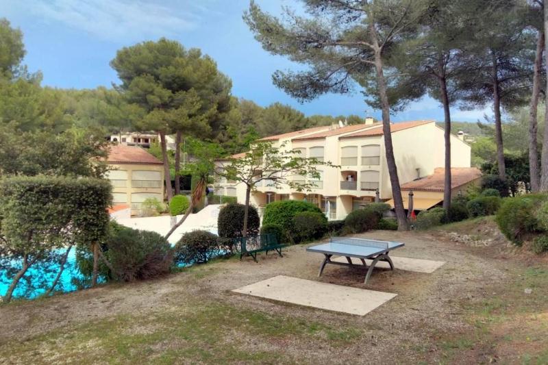 Flat With Swimming Pool Near The Beach - image 14
