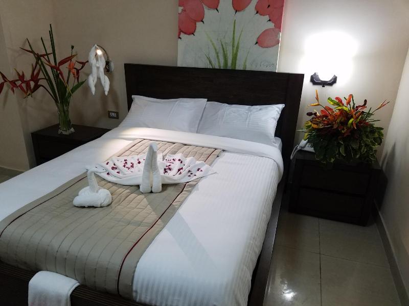 Murex Plaza Hotel & Suites - image 16