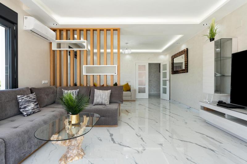 MalagaSuite Villa Riviera Mijas Pearl - image 31