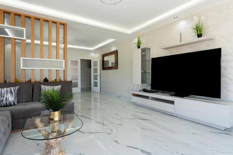 MalagaSuite Villa Riviera Mijas Pearl - image 29